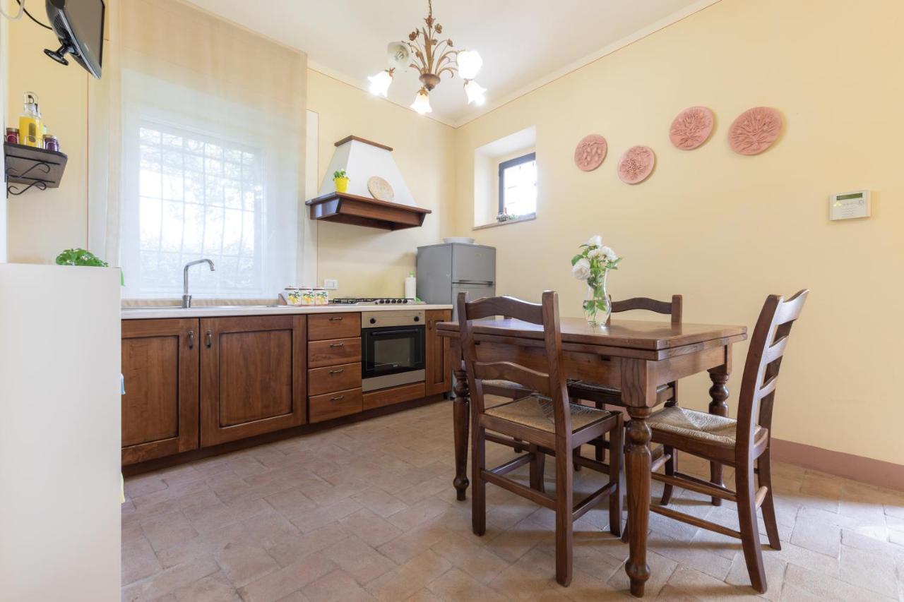Bed and Breakfast La Casa Medioevale à Lamporecchio Extérieur photo